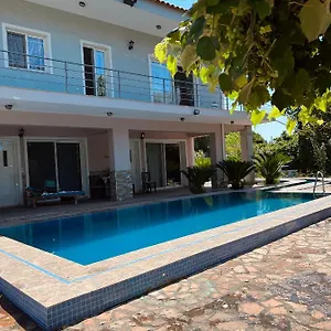  Apartament Vieri