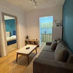  Apartment Host Elios Albania
